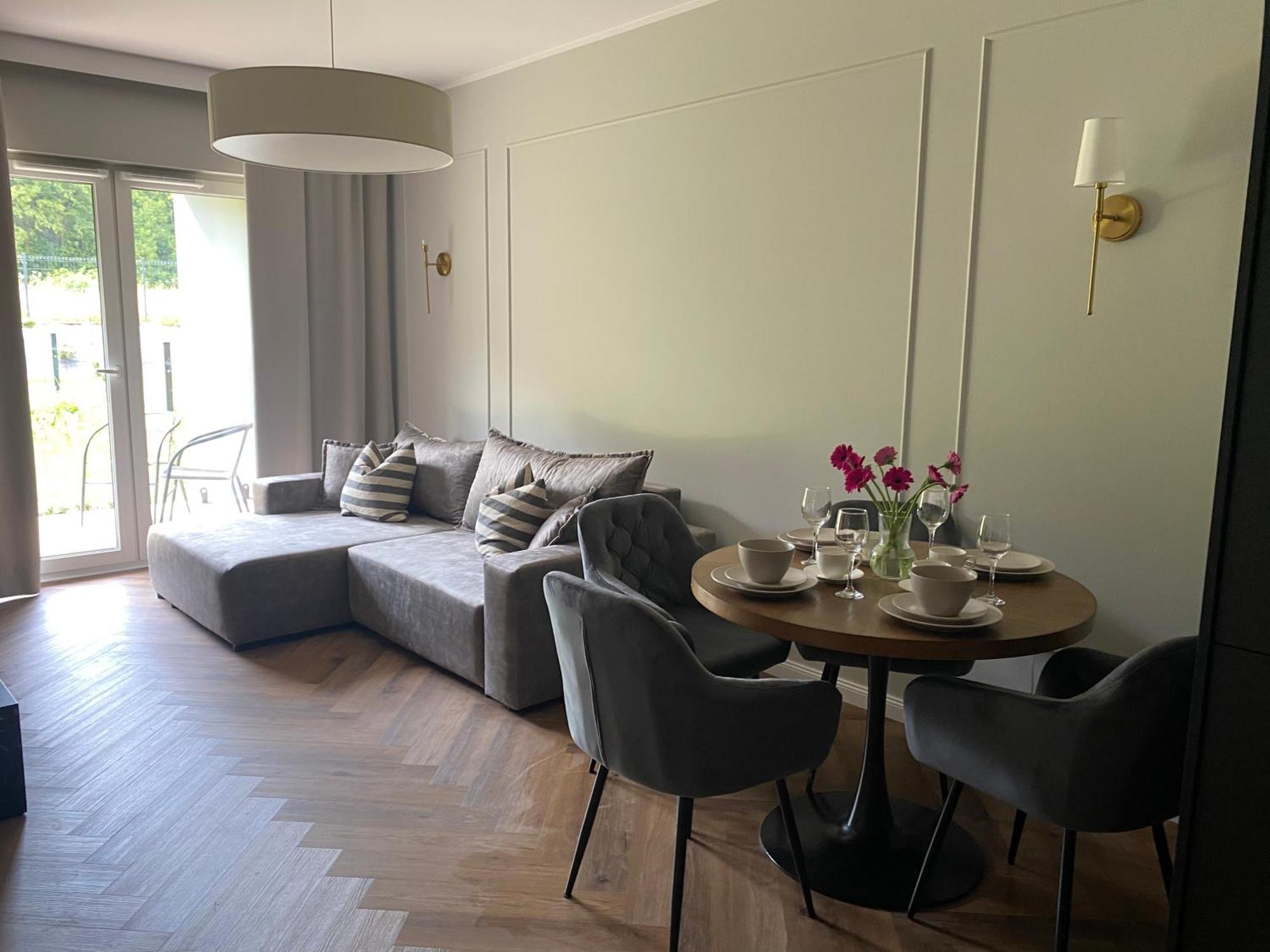 Natura Luxury Apartment Krasków Exterior foto